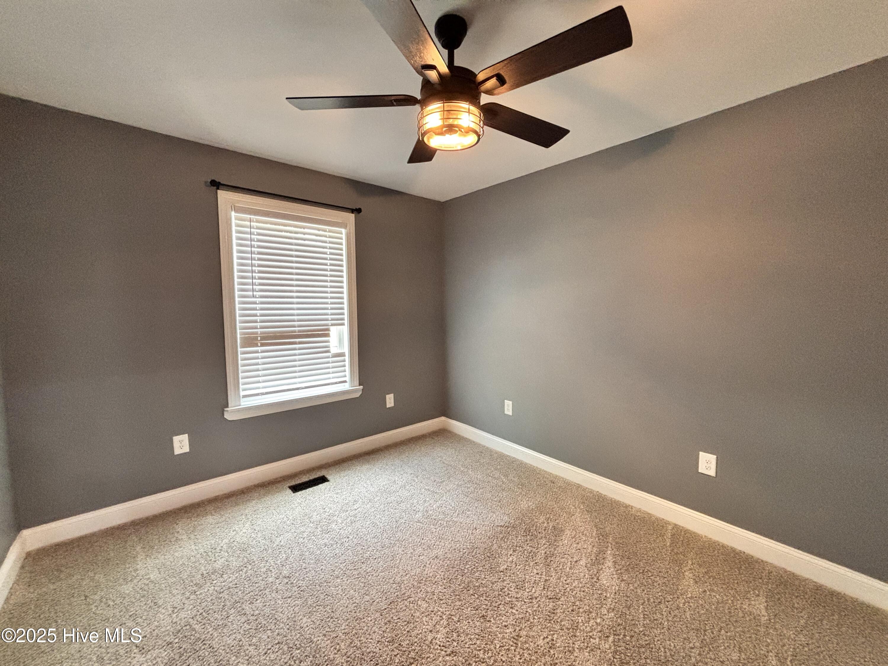 730 NW Boulevard Clinton, NC 28328 - Photo 39 of 74 IMG_8032