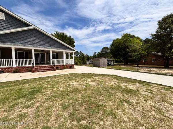 $417,900 | 730 NW Boulevard, Clinton, NC 28328