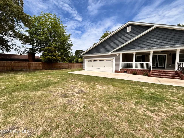 $418,000 | 730 NW Boulevard, Clinton, NC 28328