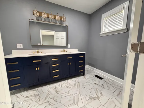 $417,900 | 730 NW Boulevard, Clinton, NC 28328