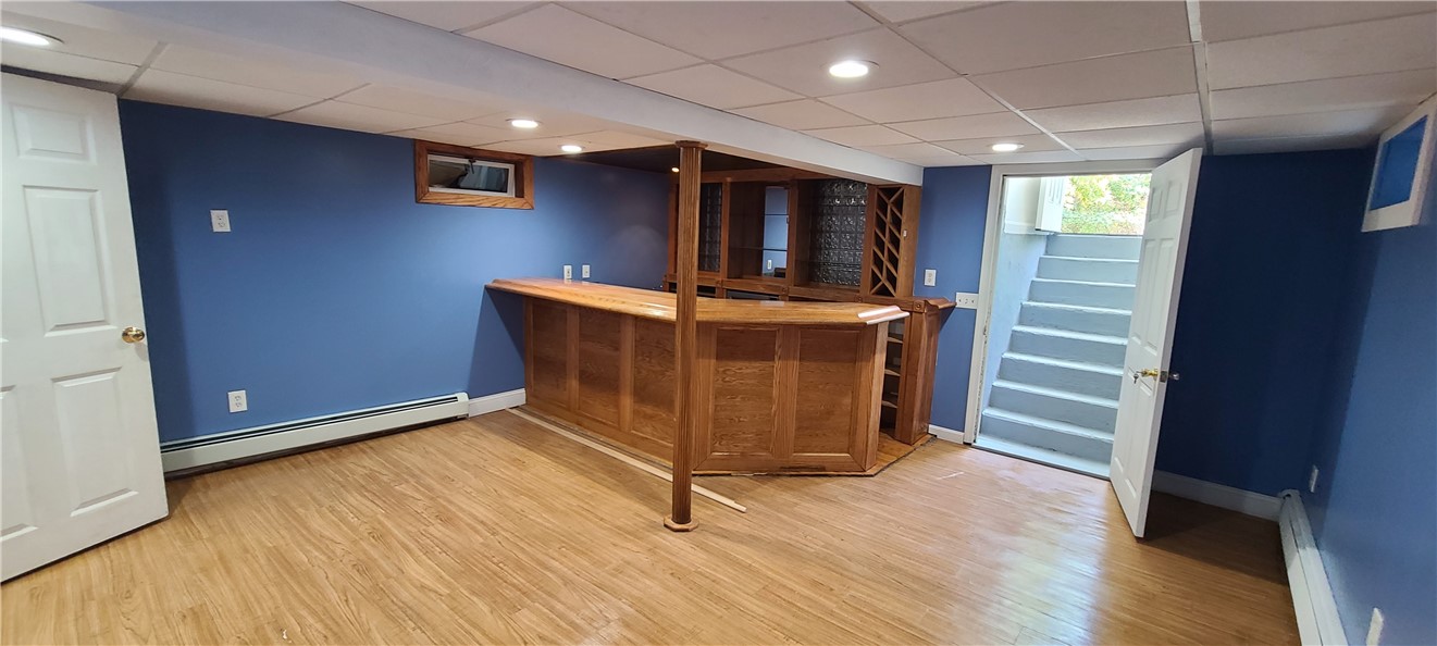 42 Whipple Road Smithfield, RI 02917 - Photo 16 of 27