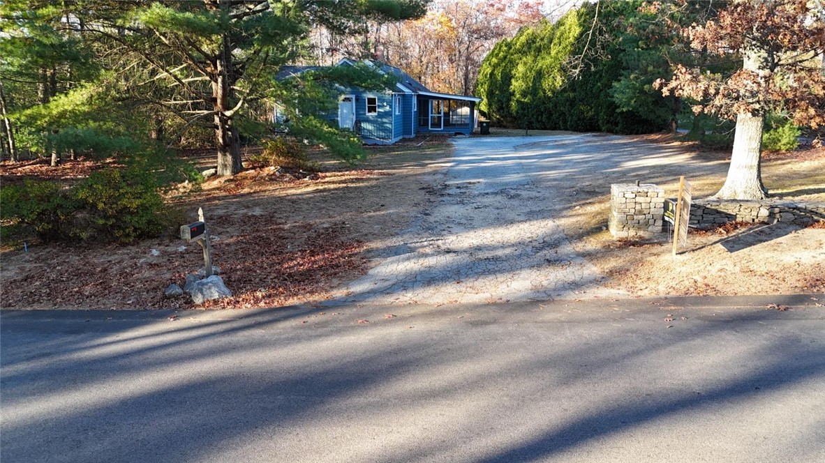 42 Whipple Road Smithfield, RI 02917 - Photo 22 of 27