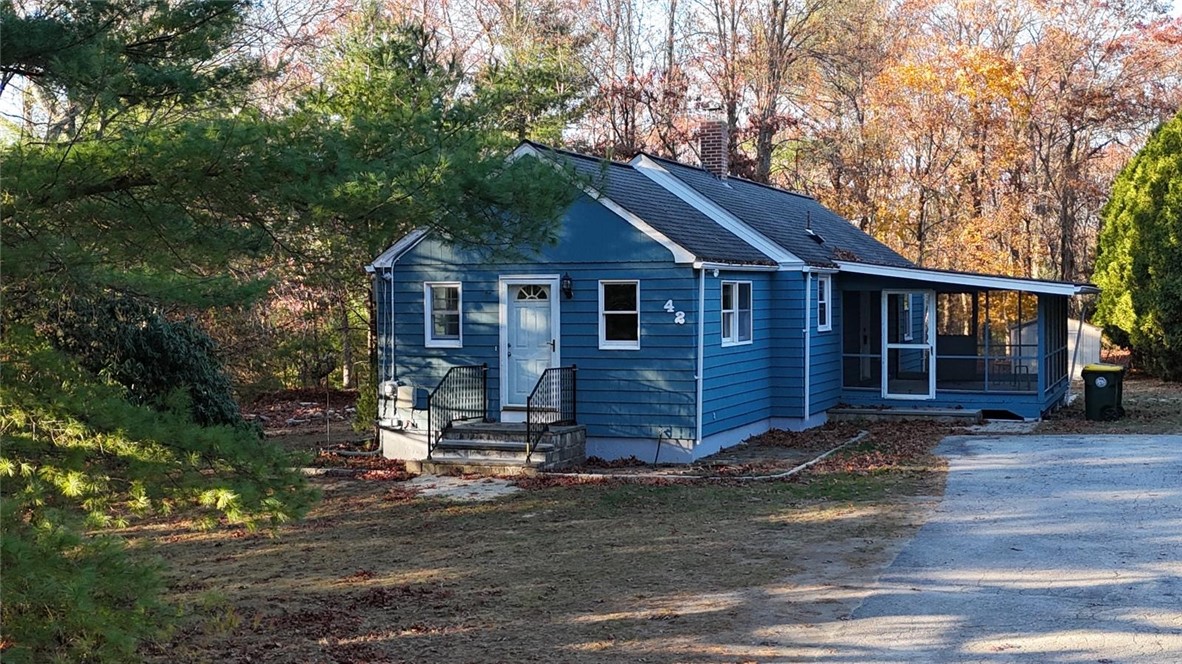 42 Whipple Road Smithfield, RI 02917 - Photo 23 of 27