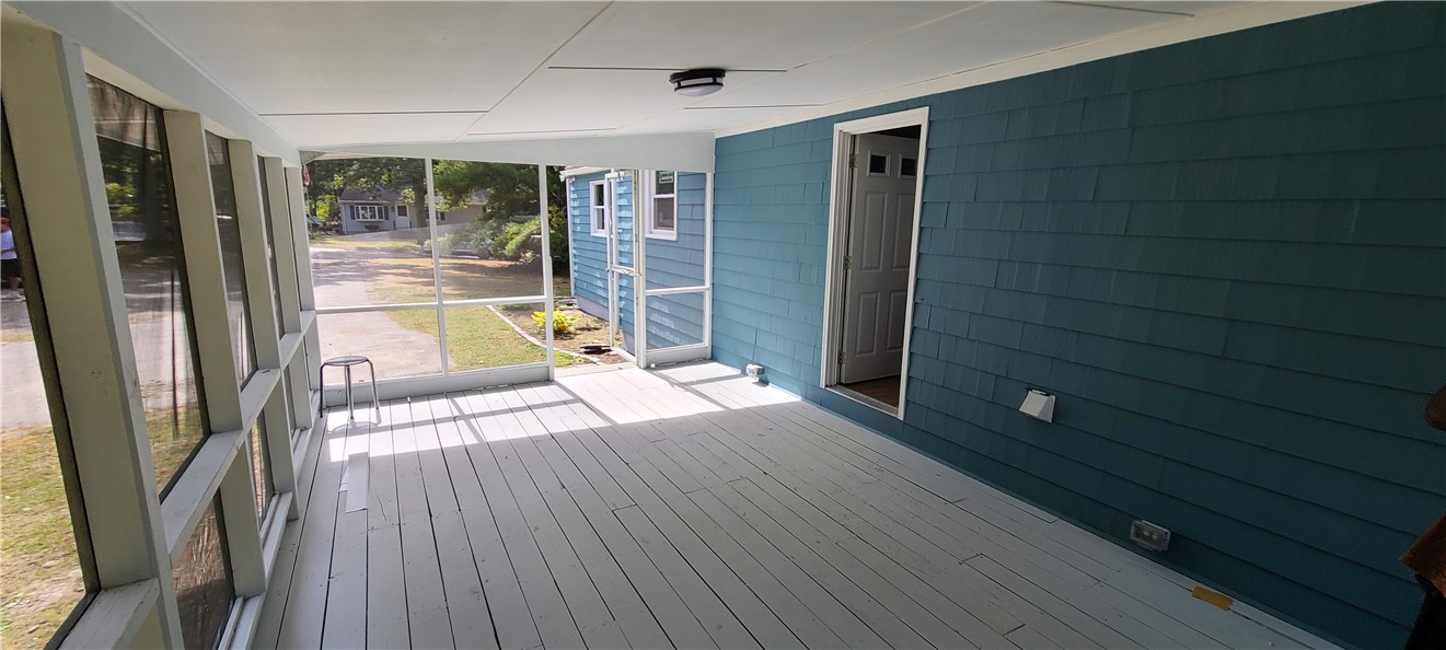 42 Whipple Road Smithfield, RI 02917 - Photo 7 of 27