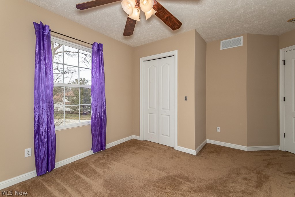11530 Riding Trail Painesville, OH 44077 - Photo 29 of 34