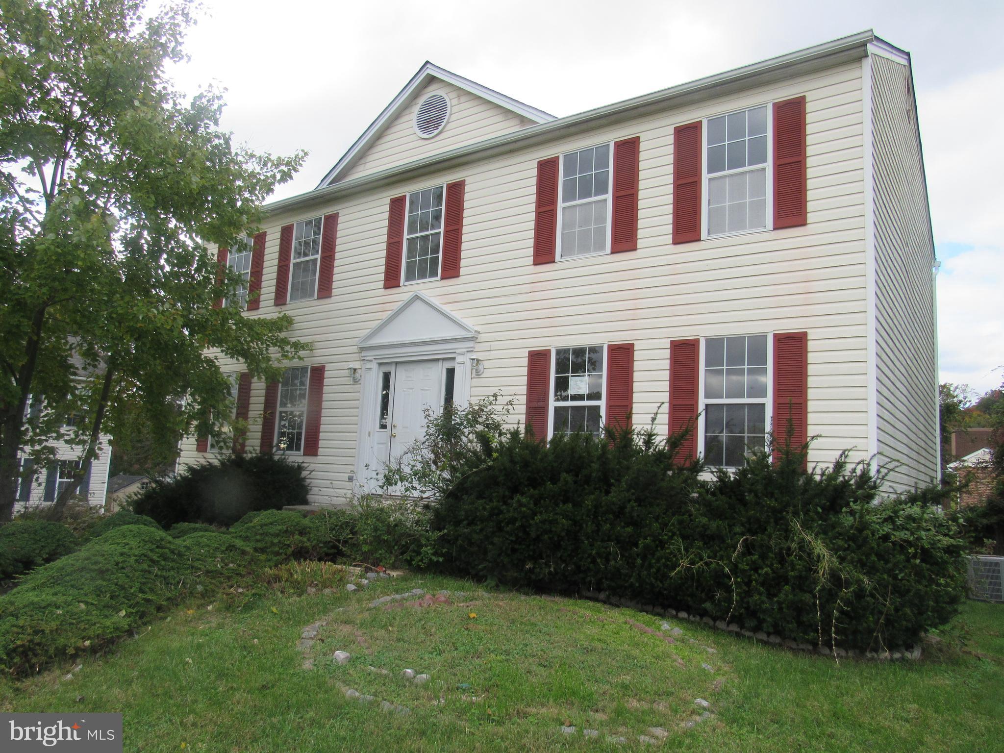 6652 Hunter Road Elkridge, MD 21075 - Photo 1 of 30 Front