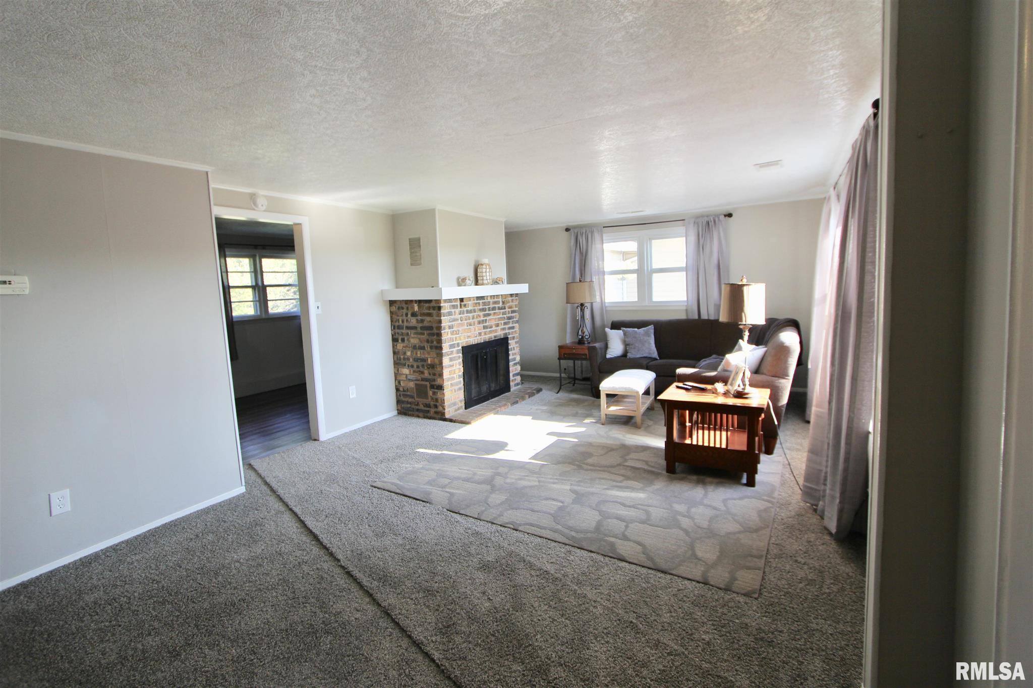 900 North Stone School Road Trivoli, IL 61569 - Photo 7 of 50