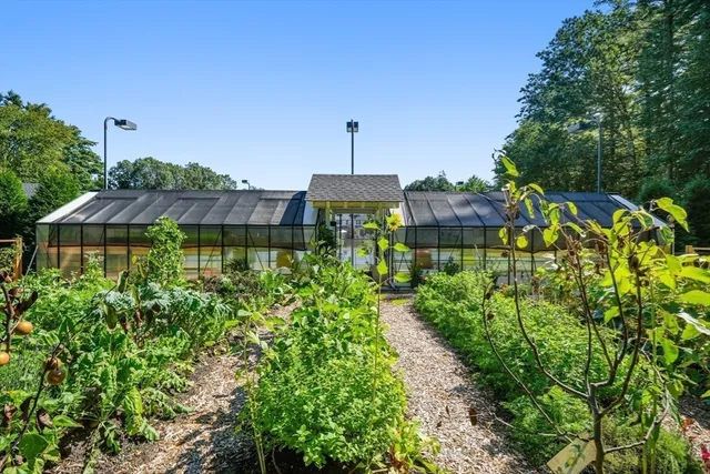 $18,250,000 | 210 Monument Farm Road, Concord, MA 01742