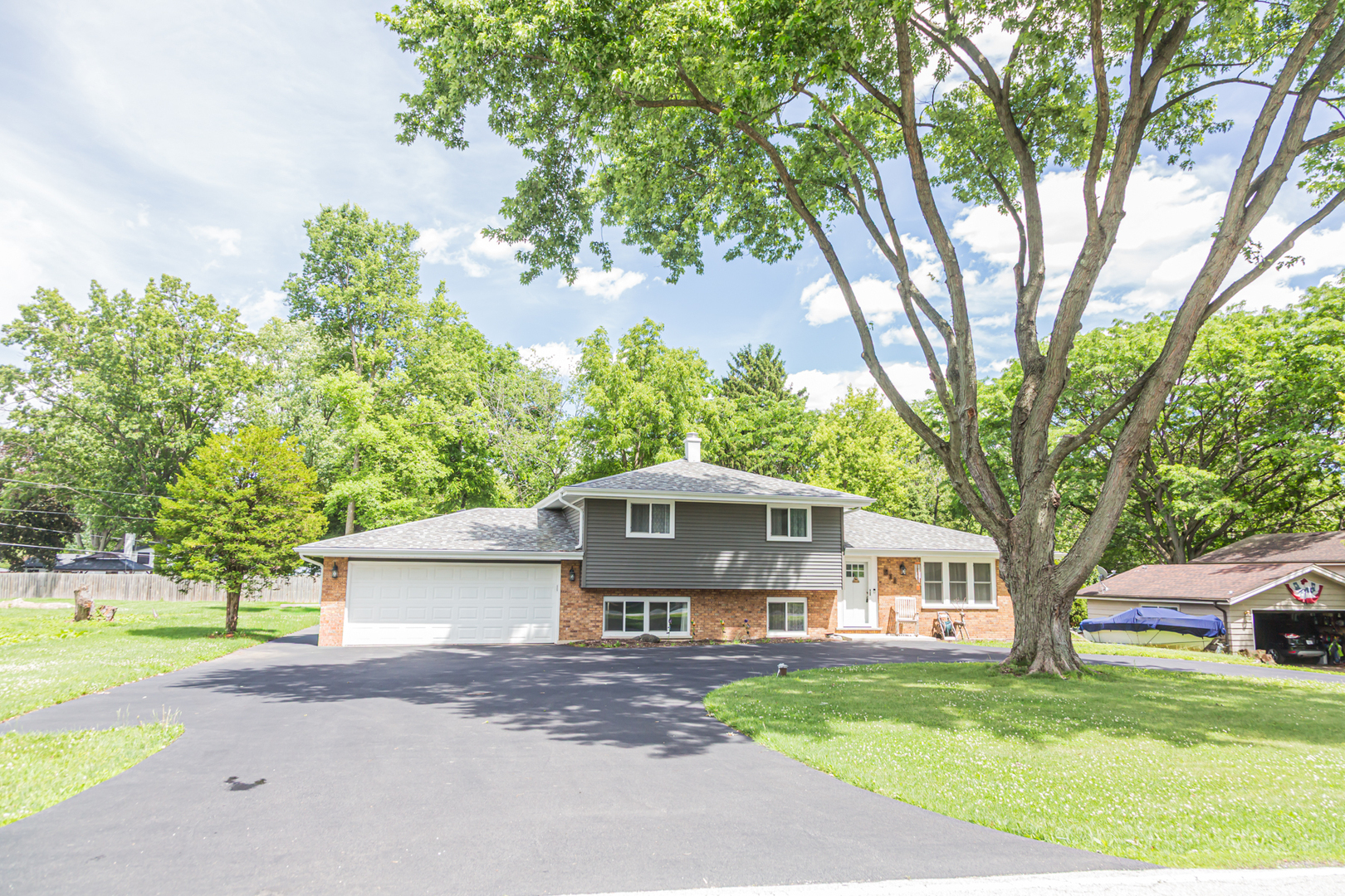 4N211 Avard Road West Chicago, IL 60185 - Photo 1 of 16