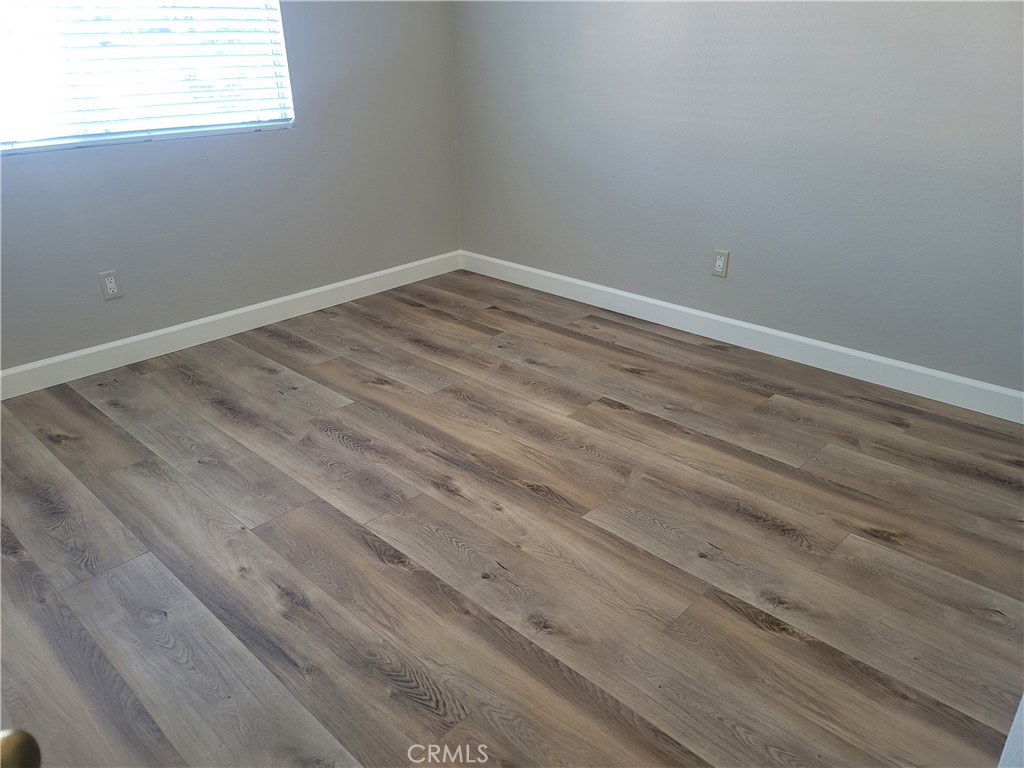 44915 Machon Road Temecula, CA 92592 - Photo 17 of 40 a view of a room that has a window in it