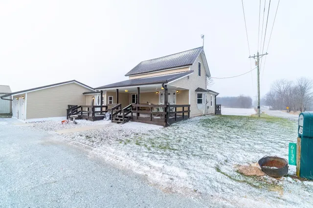 $600,000 | 6135 East 1500 North, Roann, IN 46974