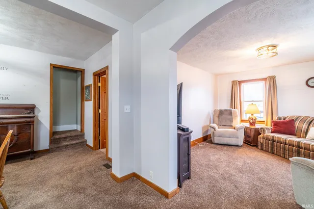 $600,000 | 6135 East 1500 North, Roann, IN 46974