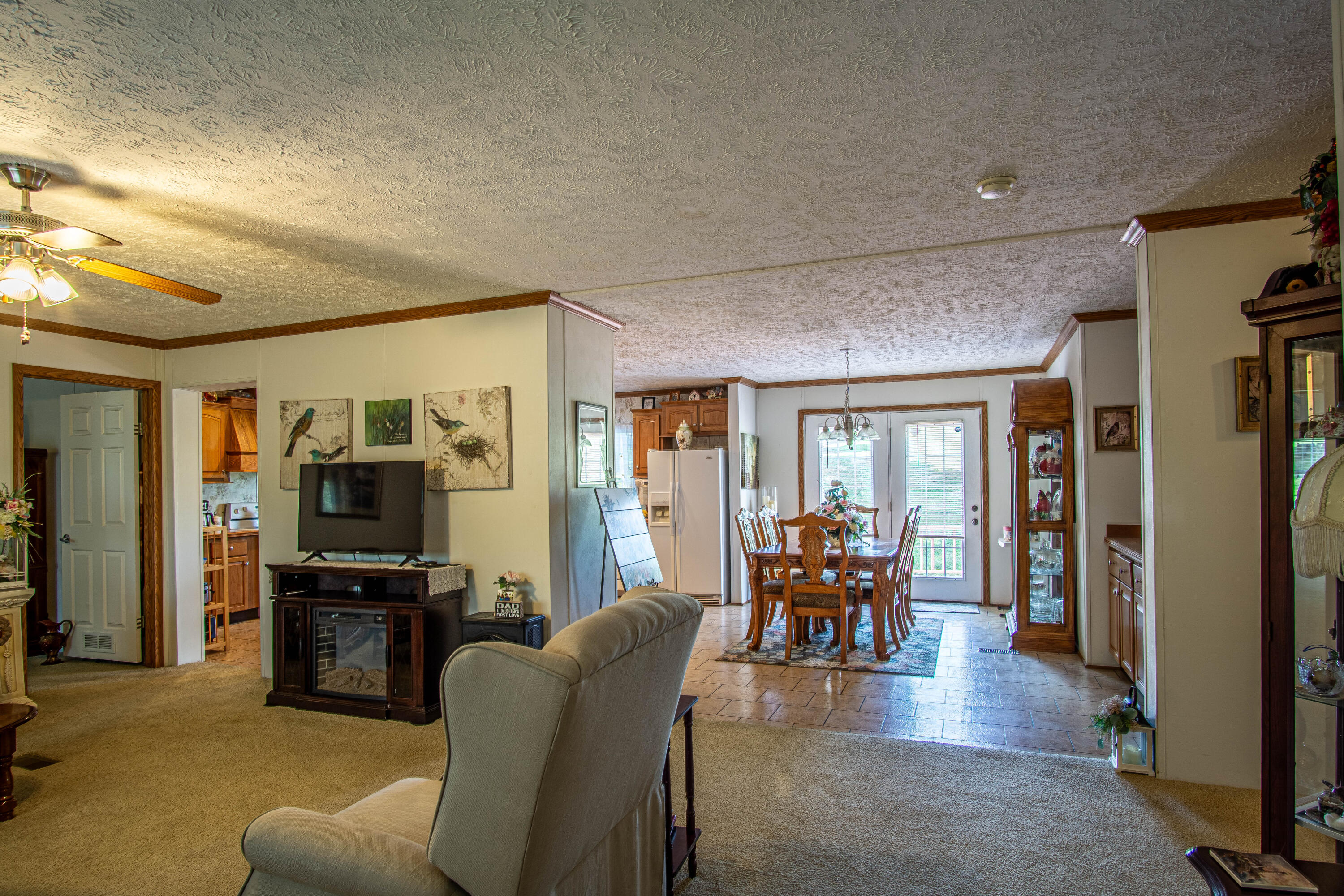 250 Red Fox Road Williamsburg, KY 40769 - Photo 4 of 39 DSC08373-HDR