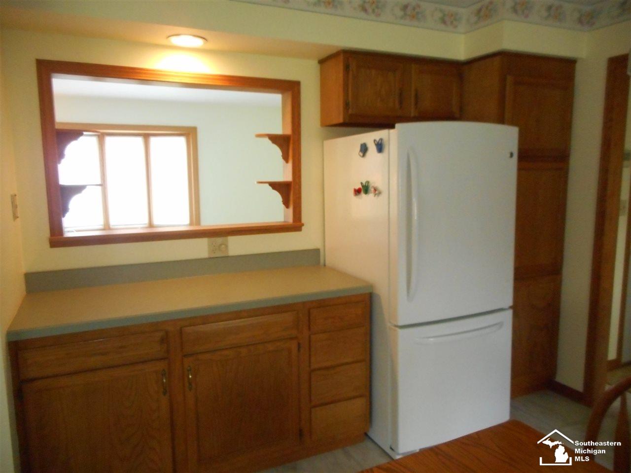 33983 Willow Road New Boston, MI 48164 - Photo 12 of 52 31317825-11.JPG