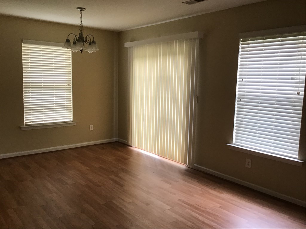 763 Bellview Way Seneca, SC 29678 - Photo 2 of 8
