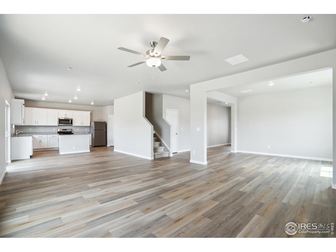 960 Cascade Falls Street Severance, CO 80550 - Photo 5 of 23