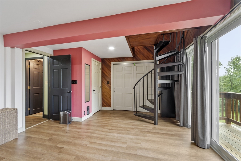 68 Murphy Road Hudson, MA 01749 - Photo 13 of 42