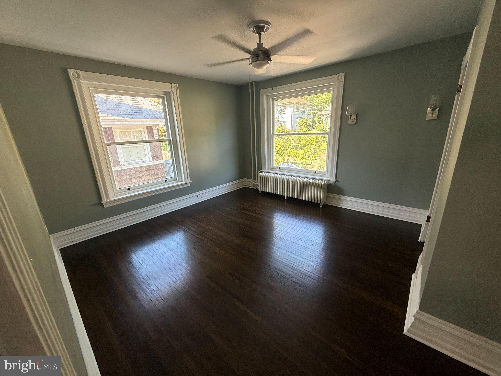 223 Friedensburg Road Reading, PA 19606 - Photo 5 of 29 Front bedroom