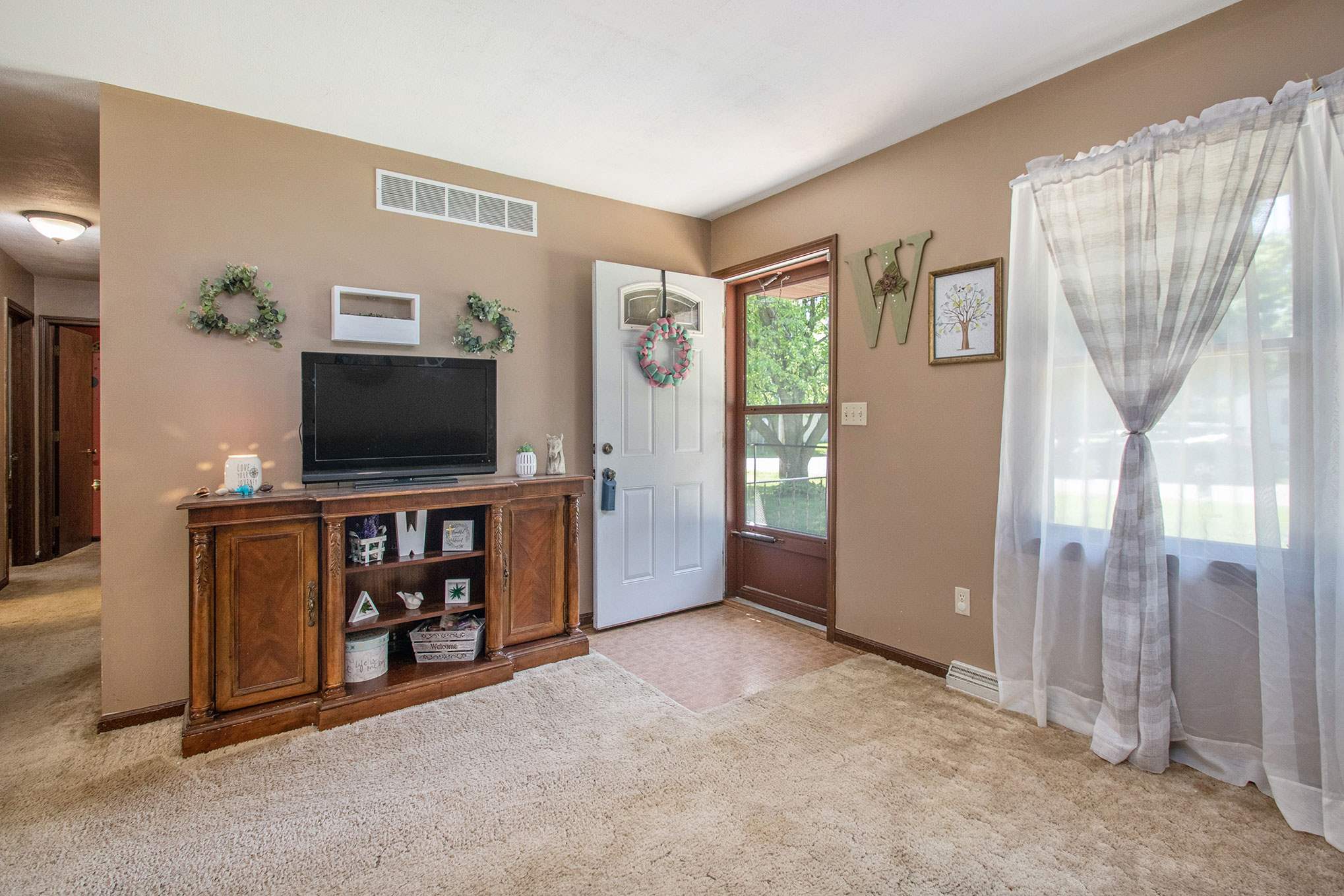19149 Tarman Road New Paris, IN 46553 - Photo 10 of 22 Gallery Image 10