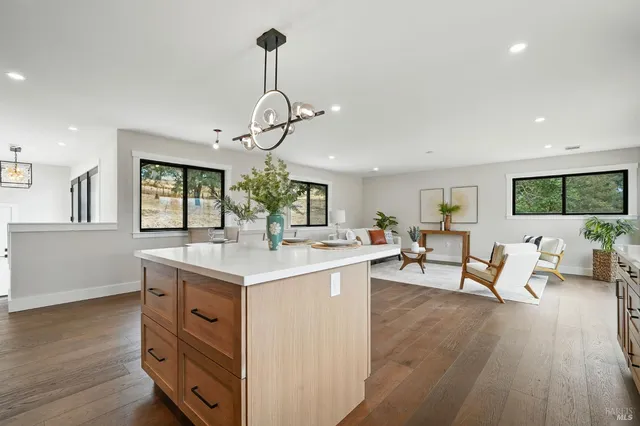 $1,750,000 | 2087 First Avenue, Napa, CA 94558