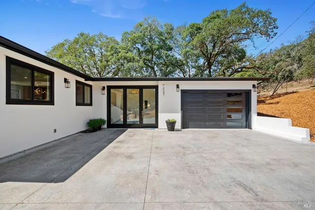 $1,750,000 | 2087 First Avenue, Napa, CA 94558