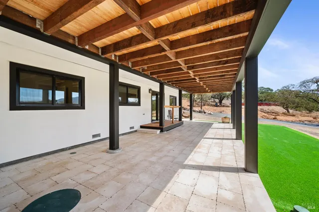 $1,750,000 | 2087 First Avenue, Napa, CA 94558