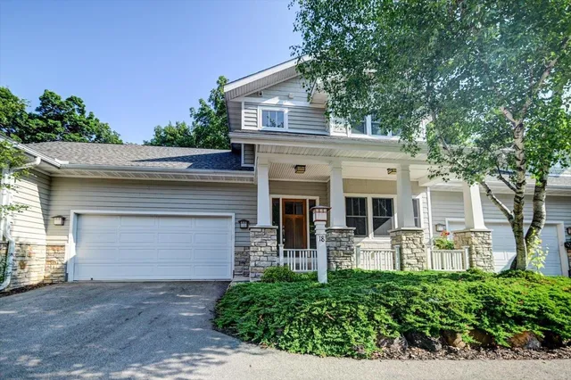 $495,000 | 18 Glen Arbor Way, Fitchburg, WI 53711