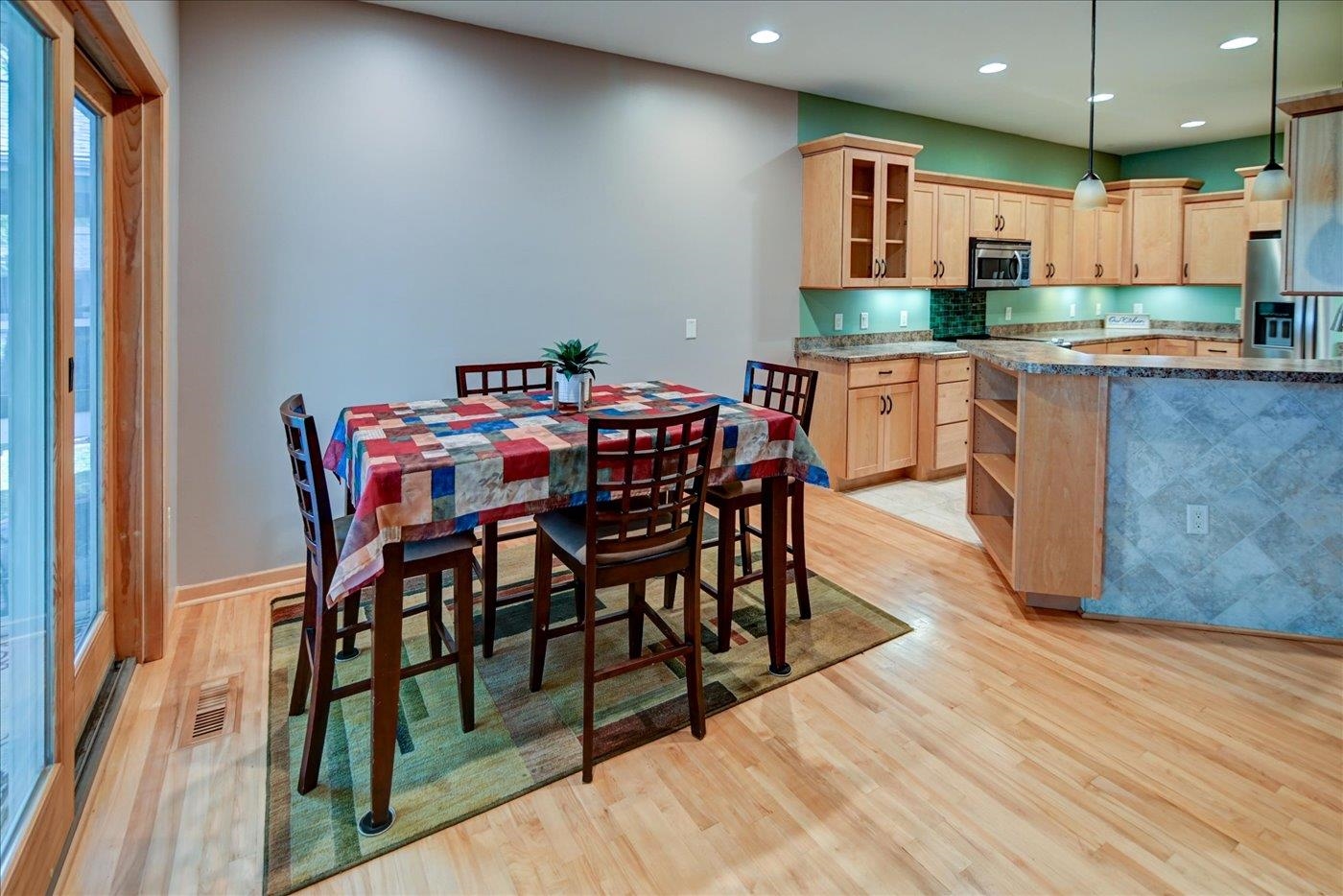 18 Glen Arbor Way Fitchburg, WI 53711 - Photo 19 of 77