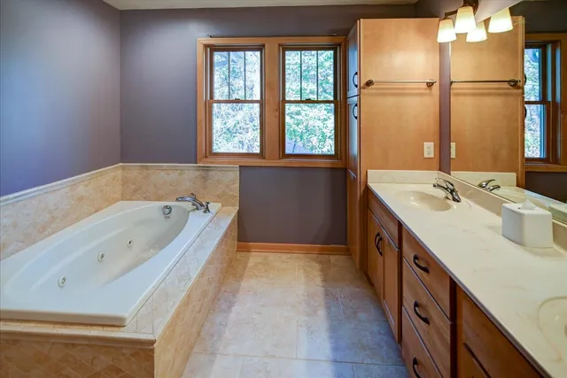 $495,000 | 18 Glen Arbor Way, Fitchburg, WI 53711