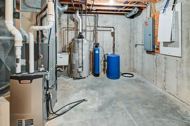 $495,000 | 18 Glen Arbor Way, Fitchburg, WI 53711