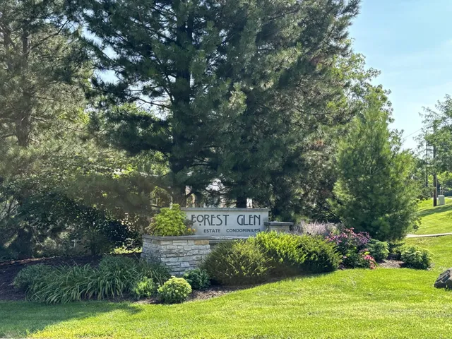 $495,000 | 18 Glen Arbor Way, Fitchburg, WI 53711