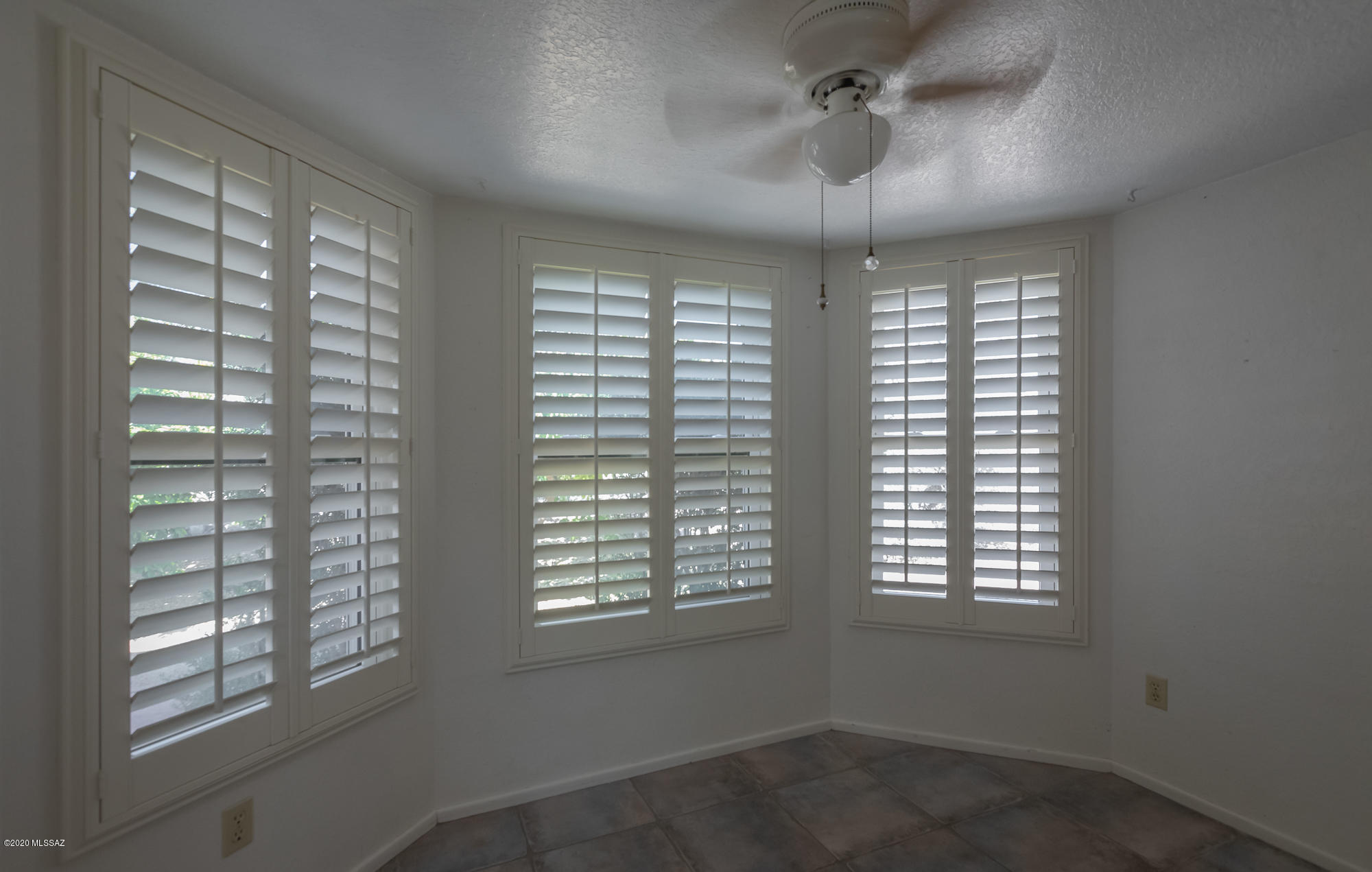 9957 East Stella Road Tucson, AZ 85730 - Photo 18 of 34 Gallery Image 18