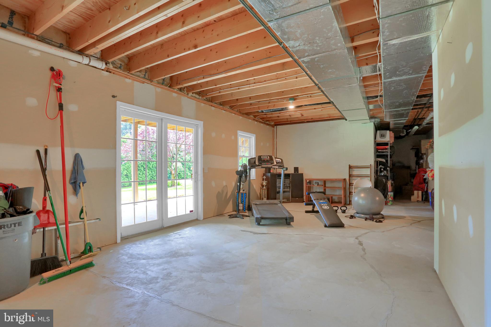 1014 Woodridge Road Red Lion, PA 17356 - Photo 30 of 37 Gallery Image 30