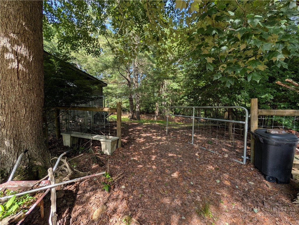 95 Glade Creek Road Sparta, NC 28675 - Photo 8 of 49