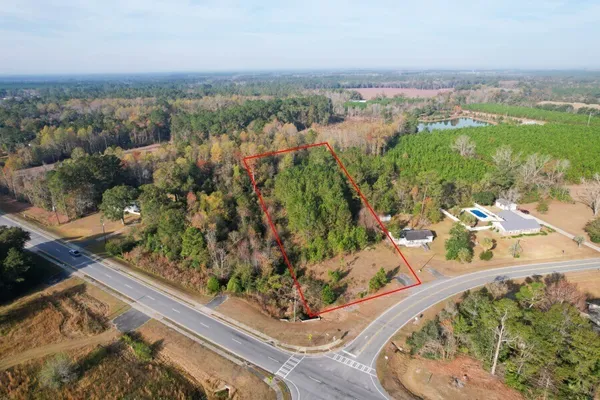 $35,000 | 102 Highsmith Avenue, Screven, GA 31560