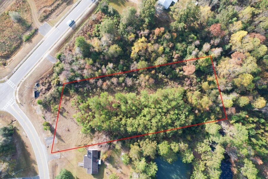 102 Highsmith Avenue Screven, GA 31560 - Photo 11 of 13