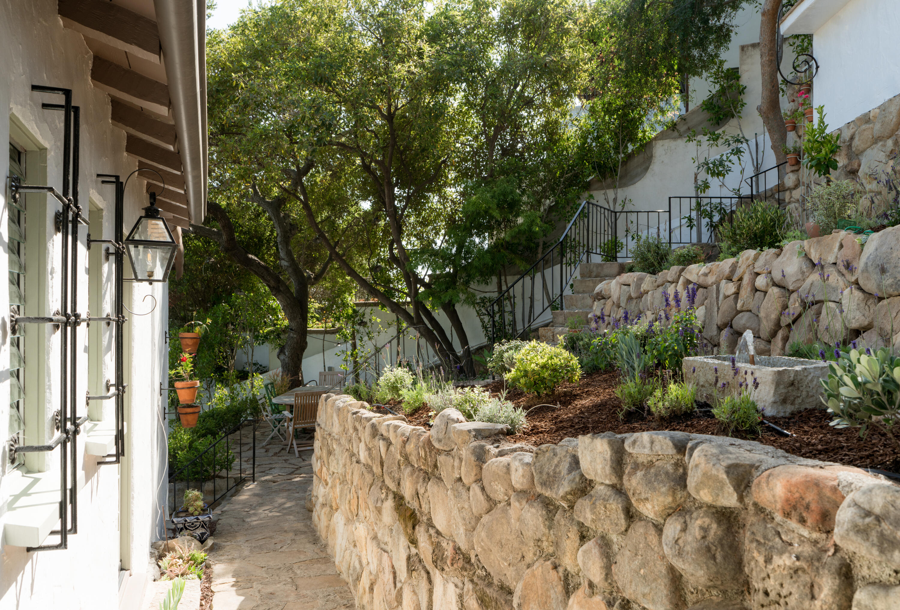 15 Loma Media Road Santa Barbara, CA 93103 - Photo 21 of 29 15 Loma Media Road