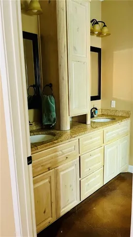 $2,500 | 7178 Lake Placid Drive, Corpus Christi, TX 78414