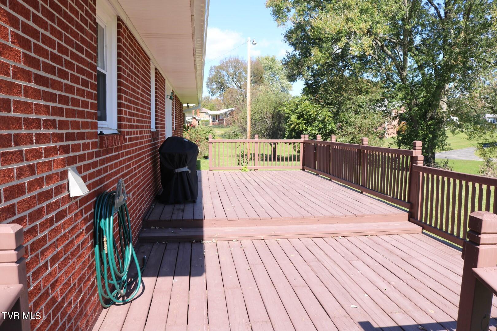 2045 Jones Bridge Road Greeneville, TN 37743 - Photo 15 of 21 IMG_7243