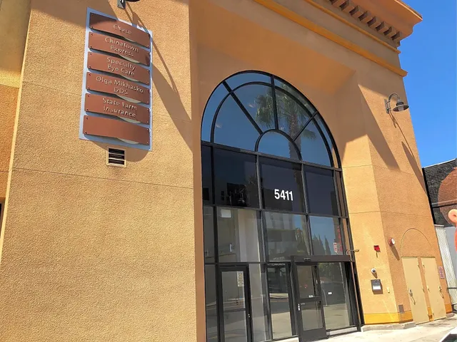 $1,950 | 5411 Hollywood Boulevard, Hollywood, CA 90027