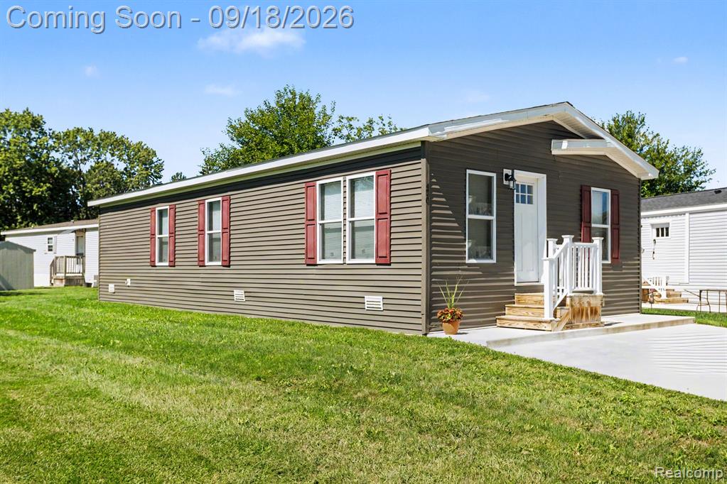 470 Flamingo Street Rochester Hills, MI 48309 - Photo 1 of 18 Gallery Image 1