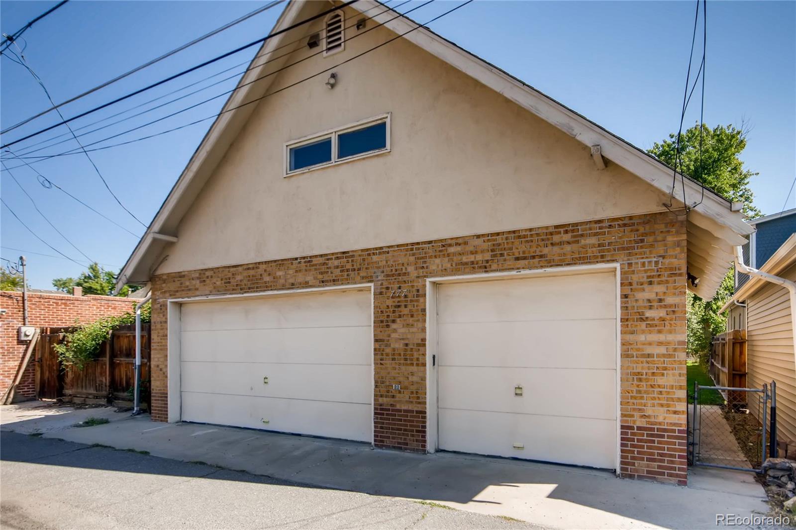 777 South Sherman Street Denver, CO 80209 - Photo 34 of 35 a view of a garage