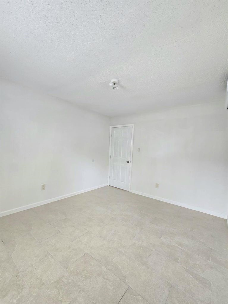 3833 Mt Pleasant Street Houston, TX 77021 - Photo 10 of 12 Gallery Image 10