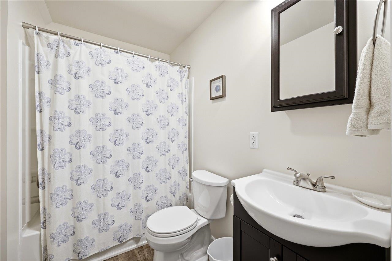 324 Lofton Road Raphine, VA 24472 - Photo 36 of 75 Upstairs Bath