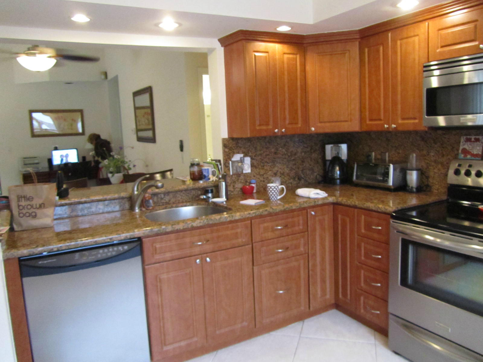 7920 Seville Place, Unit 1902 Boca Raton, FL 33433 - Photo 5 of 13 Kitchen