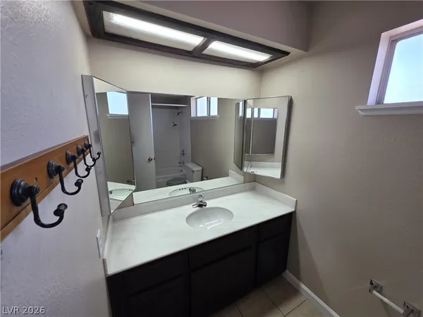 $2,100 | 1745 Mt Hood Street, Las Vegas, NV 89156