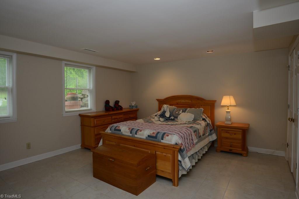 3502 Rolling Road High Point, NC 27265 - Photo 19 of 25 Bedroom 4