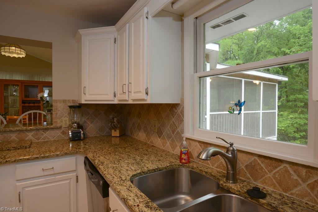 3502 Rolling Road High Point, NC 27265 - Photo 6 of 25 Kitchen