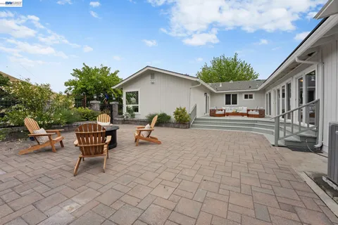 $1,875,000 | 5550 Sweigert Road, San Jose, CA 95132