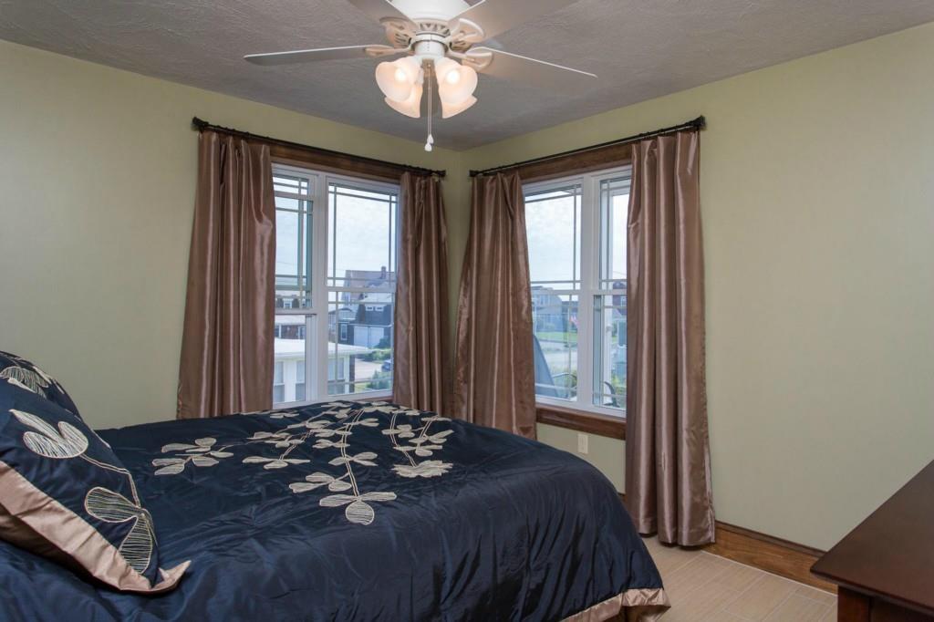 121 Broadway York, ME 03909 - Photo 7 of 17 Photo
